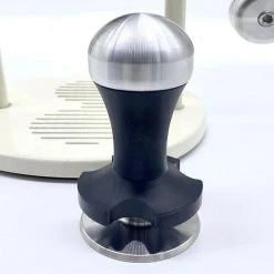 Cafelat Robot Levelling Tamper