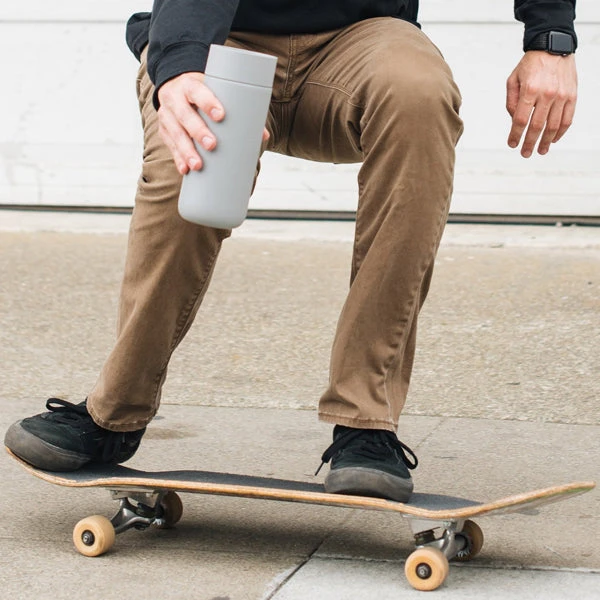 Fellow Carter Move Mug With 360º Sip Lid 11 Fellow Carter Move Mug With 360º Sip Lid