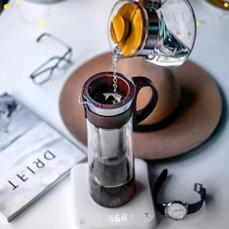 Hario Cold Brew Pot 1L – White 3 Hario Cold Brew Pot 1L – White